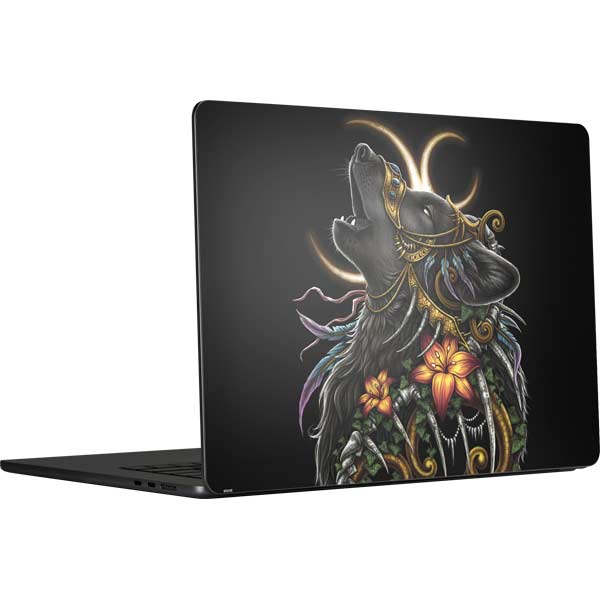 Wolf Howling by Sarah Richter MacBook Skins