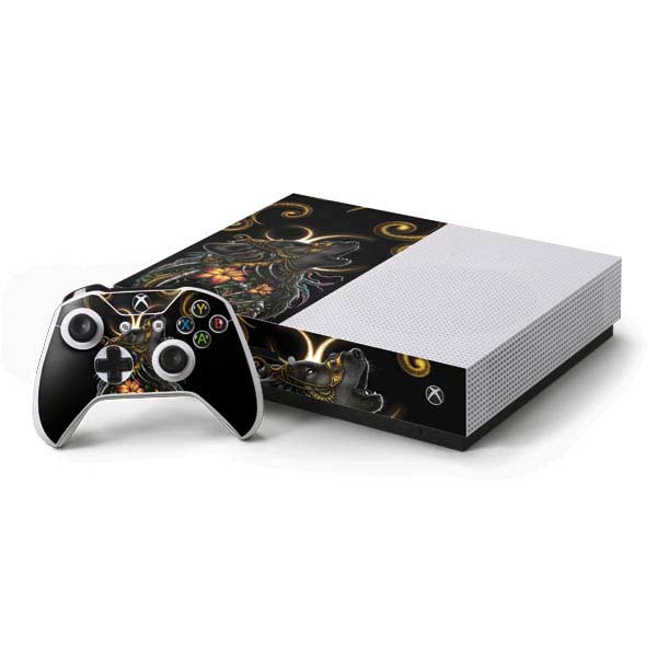 Wolf Howling by Sarah Richter Xbox One Skins